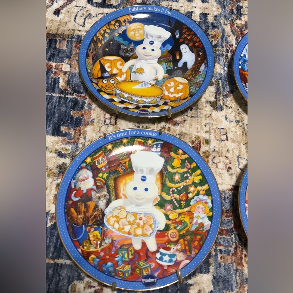 VTG Pillsbury Doughboy Co 2001/2002 Baking Buddies 8” Danbury Mint Plates SET - Picture 4 of 12